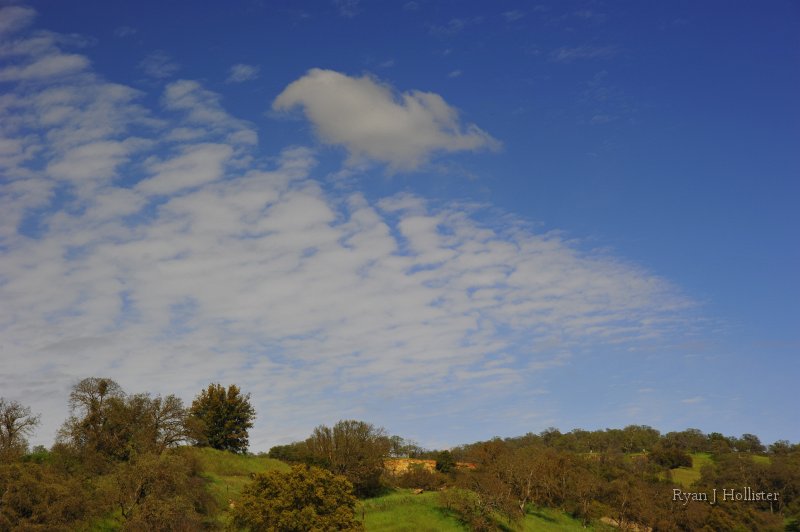 _RJH9273.JPG - Old La Grange Bridge.  Altocumulus clouds.