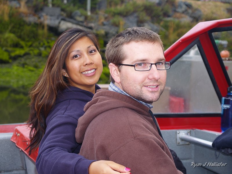 _7210461.JPG - Would Dave & Ericka become Jerry's Jetboat converts?  The morning started promisingly.