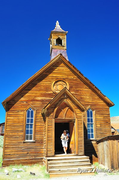 RJH_4278.JPG - Bodie church.