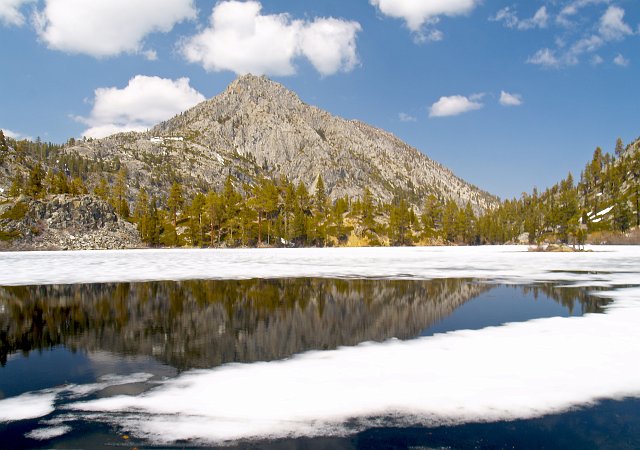 _5032048.JPG - unnamed peak