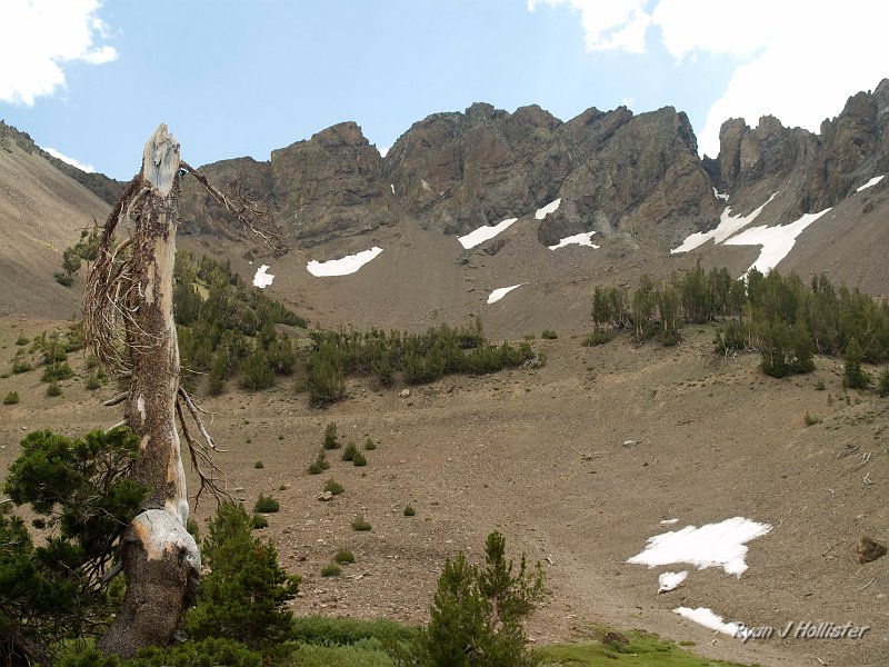 20090810_high_emigrant_lake_0191.jpg - This was our lunch stop.  We took a good hour here to rest and fill-up knowing that the ascent of Big Sam was still to come.