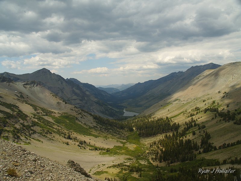 20090810_high_emigrant_lake_0201.JPG - About halfway up the climb Kenendy Lake comes into view some 2500' below us.  There's great brown trout fishing in those waters.