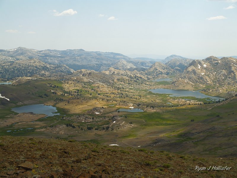 20090810_high_emigrant_lake_0229.JPG - One last lay of the land before the raid started in earnest:  High Emigrant Lake at left, Red Bug lake center, Emigrant Meadow Lake right, Middle Emigrant far distance.