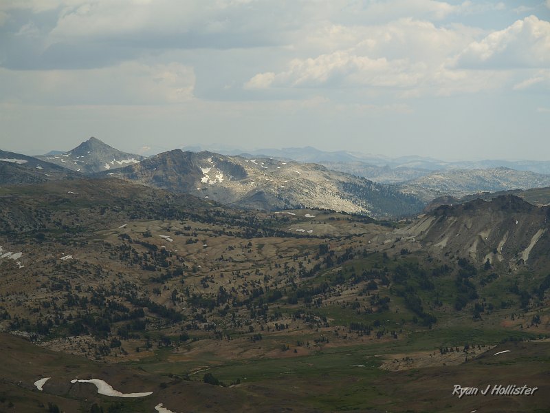 20090810_high_emigrant_lake_0234.JPG - More neat light.