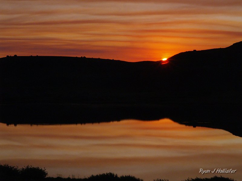 20090812_high_emigrant_lake_0014.JPG - Sunrise, High Emigrant Lake.