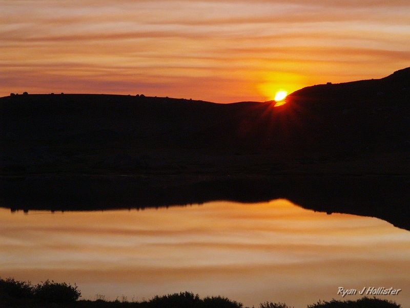 20090812_high_emigrant_lake_0016.JPG - Sunrise, High Emigrant Lake.