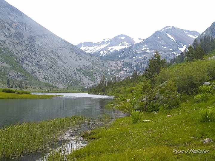 _6300004.JPG - I was able to hike around the entire lake on my 2006 backpacking trip, and I assure you there are many great spots to fish in this lake.