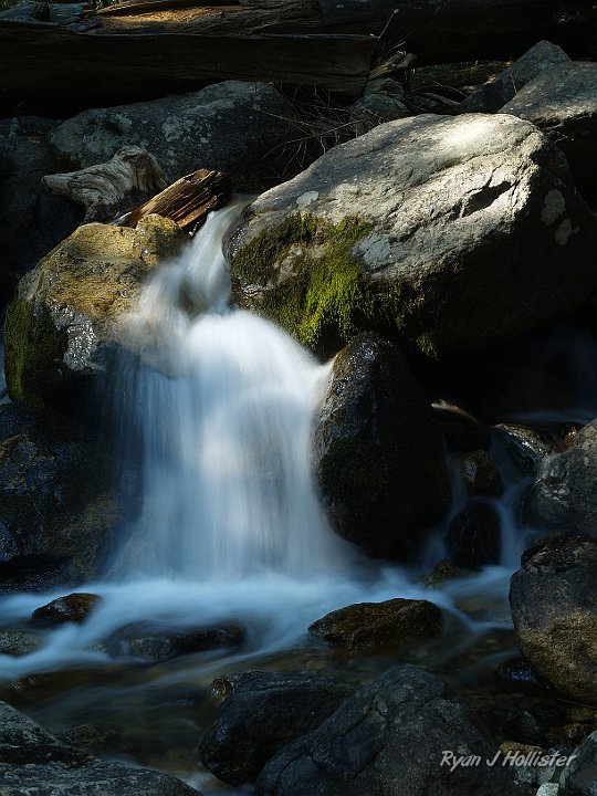_7010091.JPG - Bridalveil Creek.