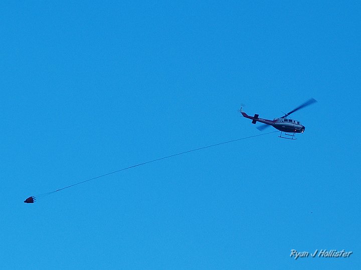 _7010138.JPG - Here's a zoomed-in shot of the empty bucket.