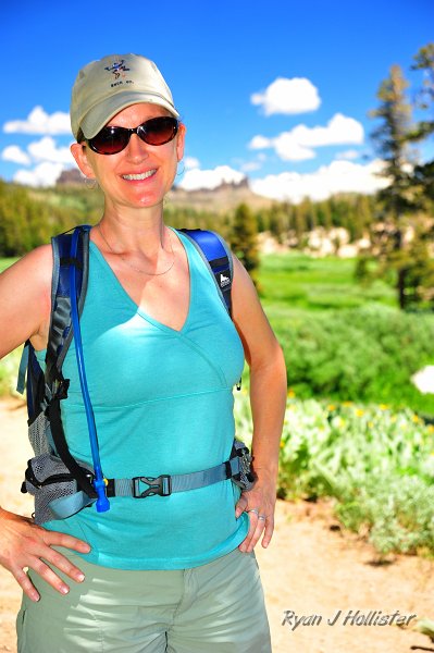 RJH_4214.JPG - Mrs. H. looking good for her first real hike in over a year.