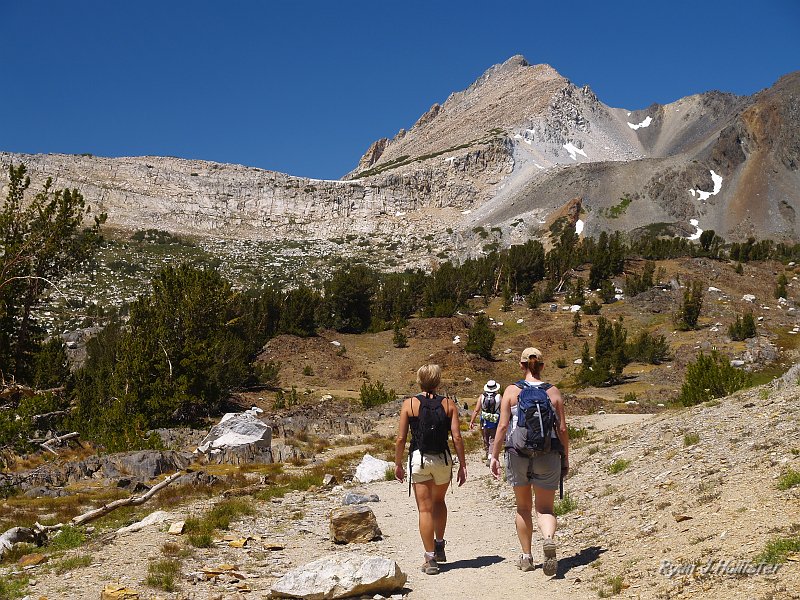 20090816_20_Lakes_Basin_0291.JPG - The view from the trails are expansive.