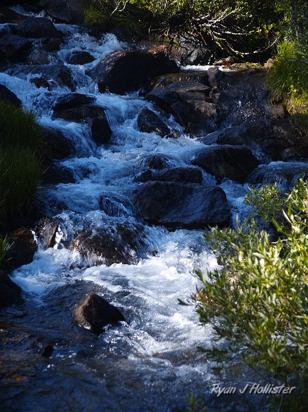 20090816_20_Lakes_Basin_0372.JPG - Conness runoff on its way to Greenstone Lake.