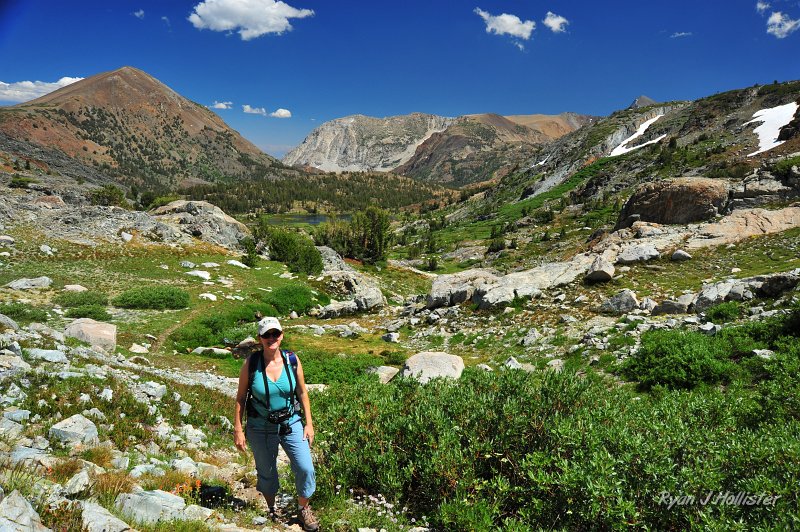 RJH_4966.JPG - We made it to Spuller!  Tioga Peak to the left.  Note that we're now into really light-colored rock that was once Jurassic lake bed sediments consisting of volcanic tuff.