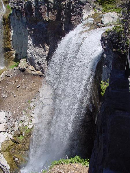 DSC00137.JPG - This is the outlet stream to Newberry Lake.  It will eventually erode all the ash to be below lake level, causing the lake to drain.