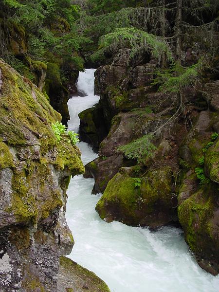 DSC00341.JPG - These falls were beautiful, but there was a ranger at this bridge just looking over the edge.  She was looking for the body of a person who had been swept into the river somewhere upstream.