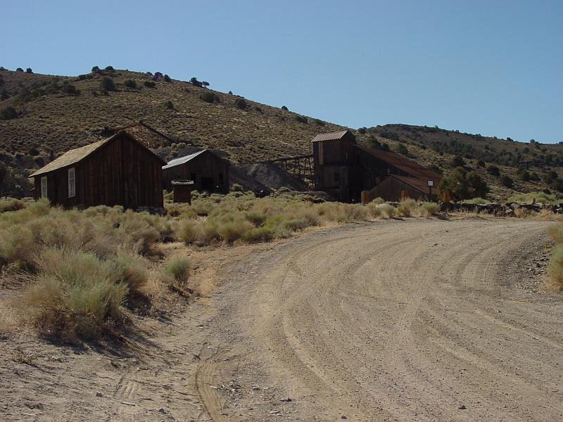 DSC00705.JPG - This is the ghost town of Berlin. IT was a short-lived mining district.