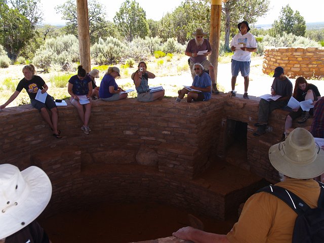 _6213088.JPG - A great example of a Kiva.