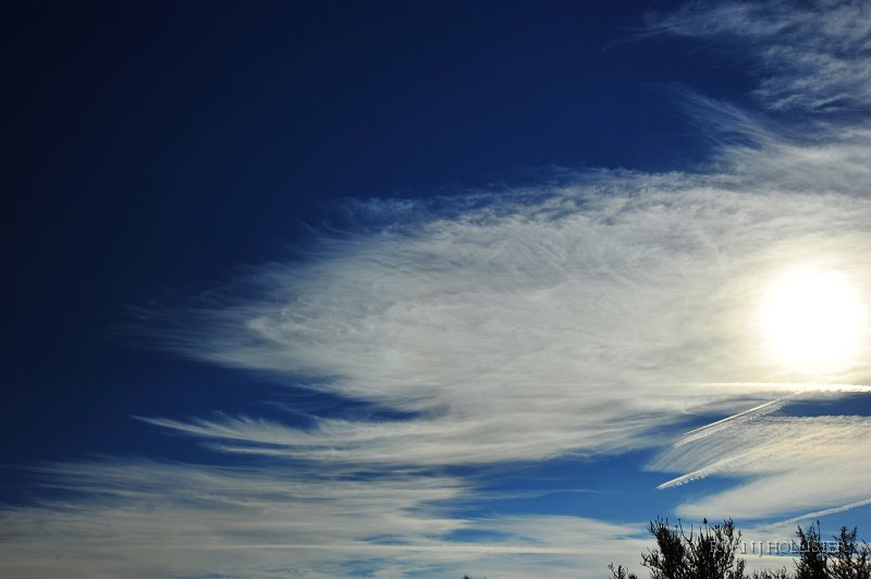 RJH_6053.JPG - Beautiful cirrus clouds.