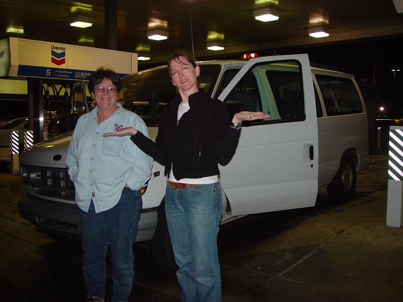 026.jpg - The perfect way to start a trip, lose the group in Bakersfield.