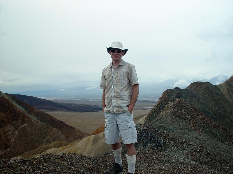 095.jpg - I didn't quite know how to dress, but I loved the view.
