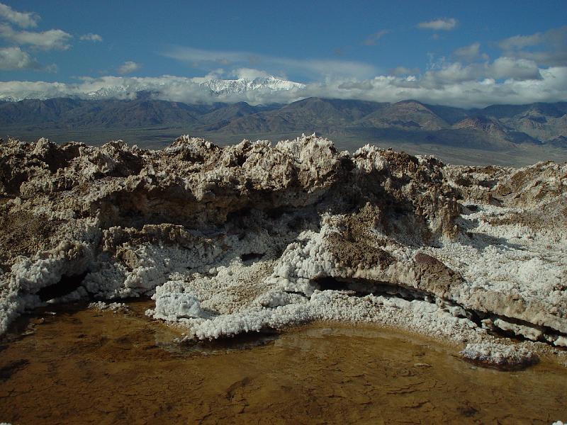 104.jpg - The salt towers out here were awesome