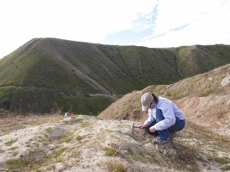 _2170687.JPG - Sharktooth Hill.  Home to Miocene-aged fossils of marine mamals AND sharkteeth!