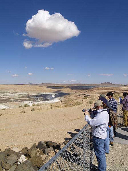 _2170697.JPG - From here you can see the entire mine pit.