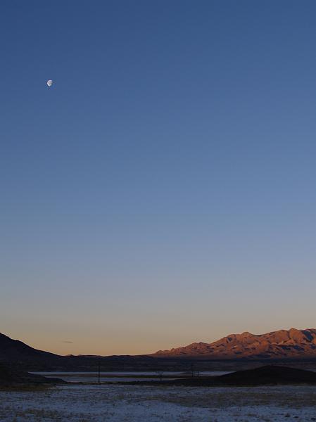 _2180740.JPG - Moonset at Sunrise.