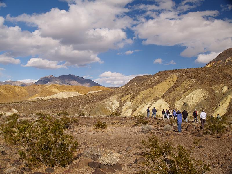 _2180790.JPG - We were looking at he desert pavement.  Something I forgot to photograph.