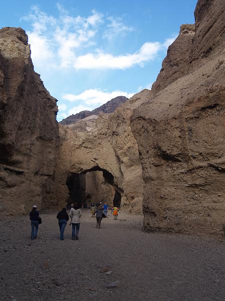 _2190934.JPG - There's a natural bridge.