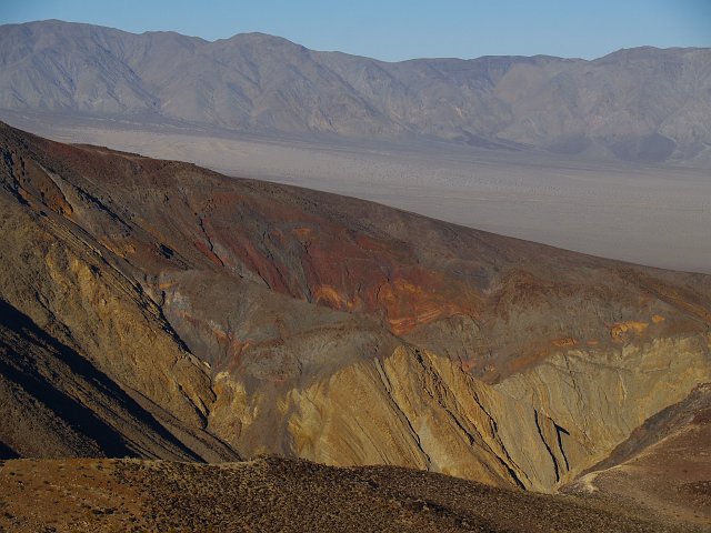 _2150552.JPG - The sky is level in this picture.  Look at the slope of the alluvial fan in the background and the colors of the rock in foreground.