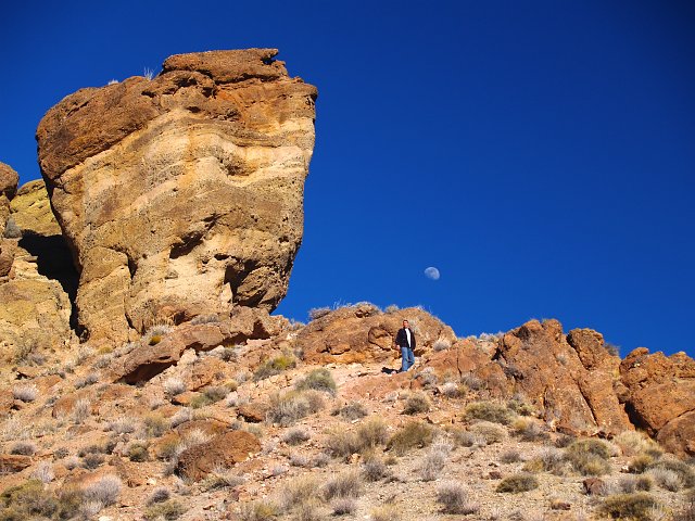 _2160653.JPG - This is top of Red Pass on Titus Canyon Rd.