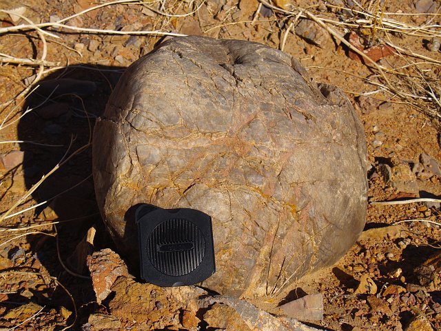 _2170741.JPG - a BIG dropstone.