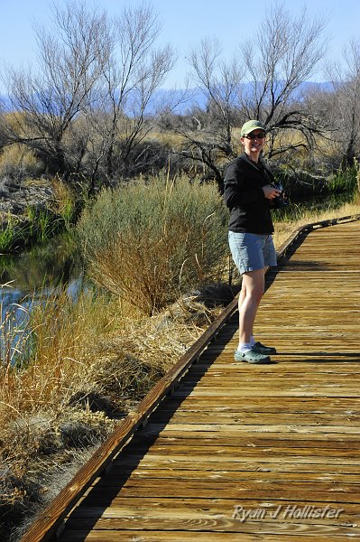 _DSC0205.JPG - Laura enjoys herself while taking pictures on her new old camera.