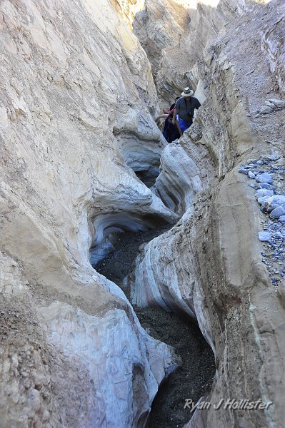 _DSC0289.JPG - The upper reaches of Gower Gulch.