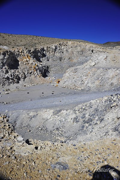 _DSC0387.JPG - And here's the final stop of the trip... an old marble quarry.