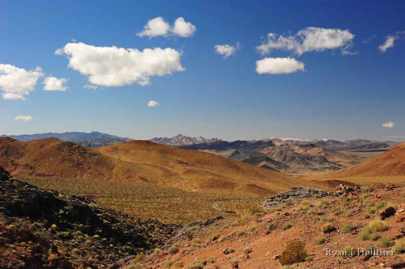 RJH_7886.JPG - The view looking out from the Charlie Brown Outcrop.