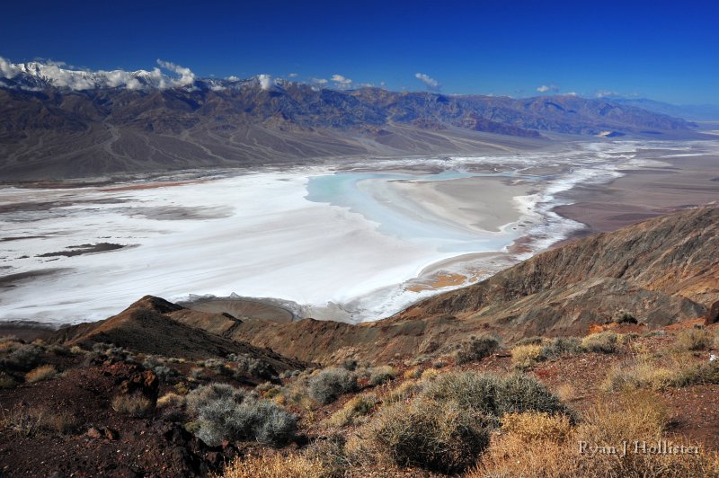 RJH_8038.JPG - Stop three of the day was at Dantes View, just a smidgen over one vertical mile above the Death Valley floor.  Note: the road at the base of the alluvial fan in the left-center of the photo.  Following the road just out of view would put a visitor at Badwater.