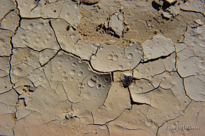 RJH_8085.JPG - As opposed to these rainsdrop impressions which looked much more smooth.