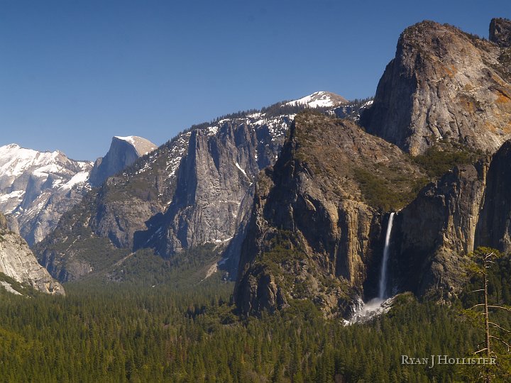 _4047837.JPG - Half-Dome & Bridalveil.