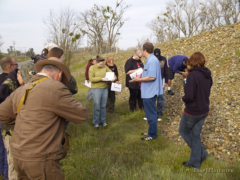 _3147042.JPG - First stop of the day:  Dredge tailings outside of Merced Falls.