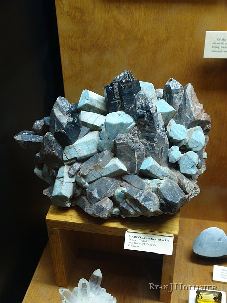 _3147104.JPG - Microcline & Smokey Quartz