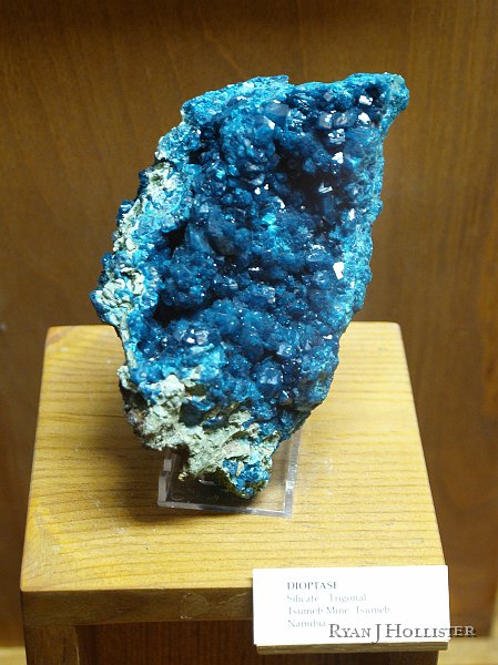 _3147106.JPG - Dioptase