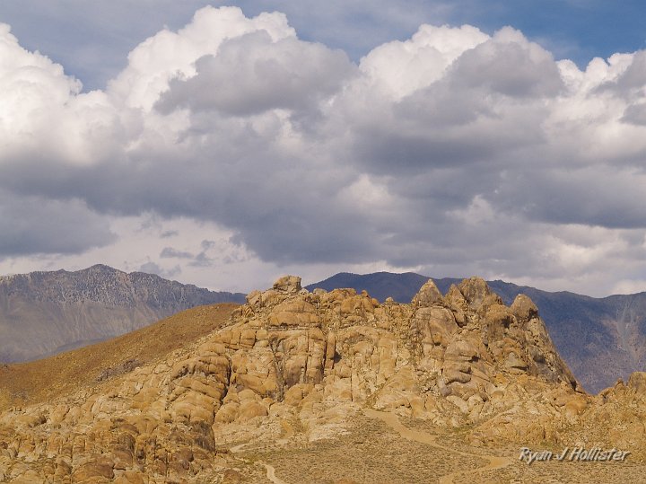 _6059388.JPG - The hills are BLM land, and as such are just loaded with OHV trails & roads.