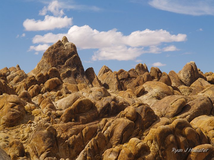 _6059389.JPG - If these hills look familiar, you've probaly seen them in many old Hollywood Westerns.