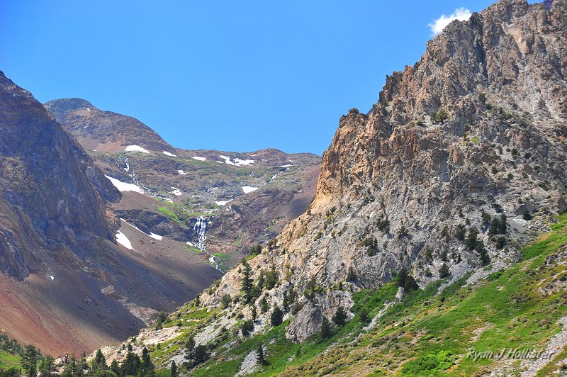 RJH_4756.JPG - Better view of the cascades and quartz monzonite.