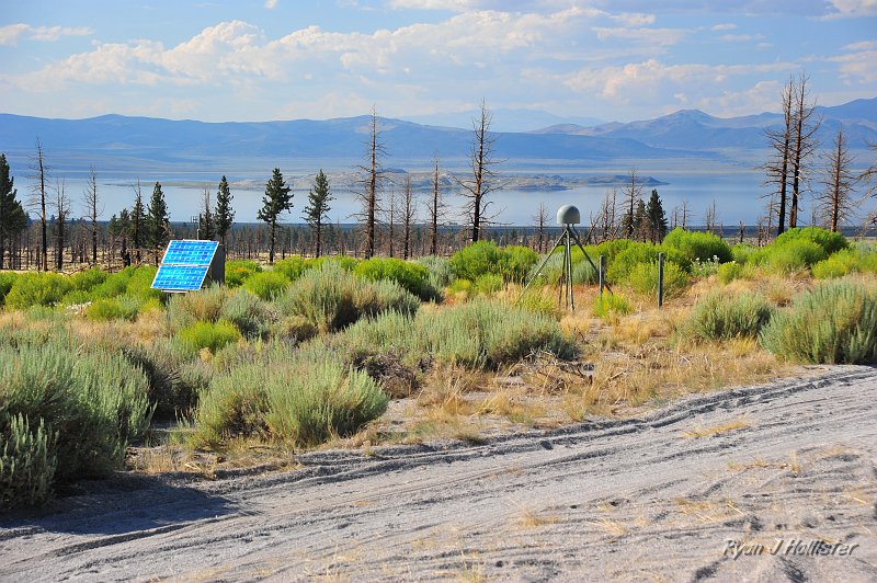 RJH_4784.JPG - What the site looks like today.  I assume the GPS equipment must be monitoring Long Valley Caldera magma movements.