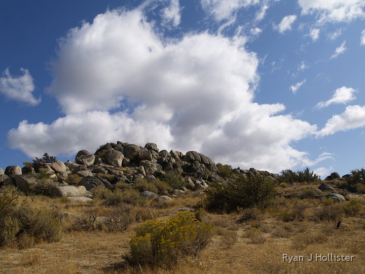 _A115251.JPG - The first quarter of the Snow Lake road has some classic weathering and jointing features of granite.