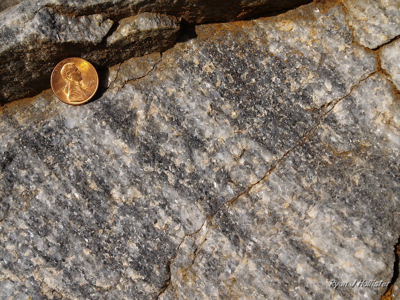 indian_creek_011610_1222.JPG - The crystals in this marble were very large.