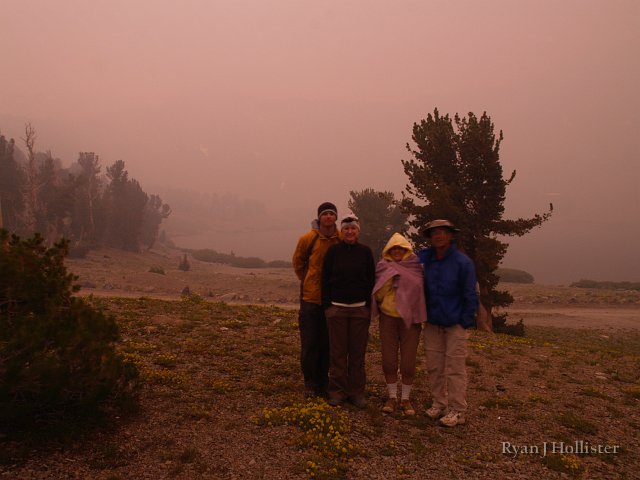 _7264453.JPG - This photo was taken looking towards Leavitt Lake.  We later found out the smoke was coming from the Telegraph Fire in Mariposa!  That's 45 miles away as the crow flies, but we might as well have been standing next to a burning tree.
